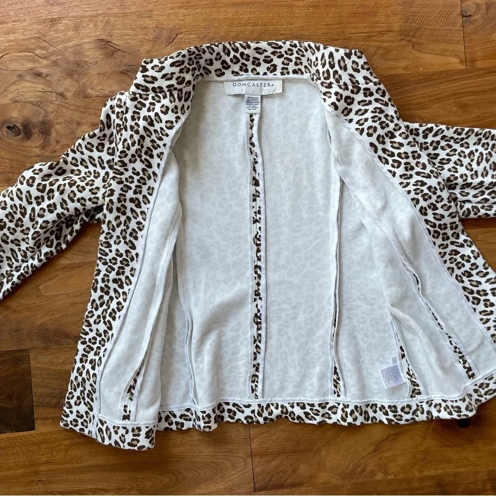 Doncaster Snow Leopard Print Stand Collar Blazer Jacket - Picture 5 of 12